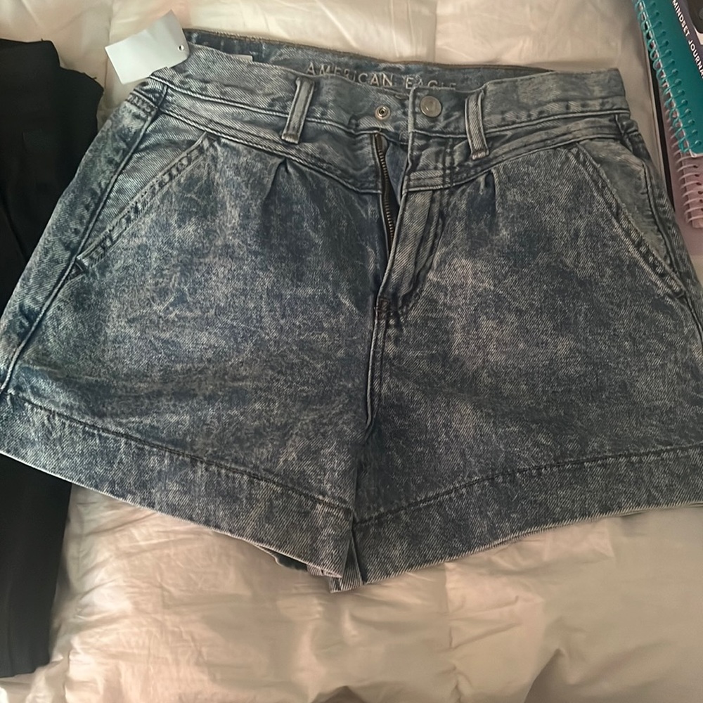 Brand new American eagle shorts